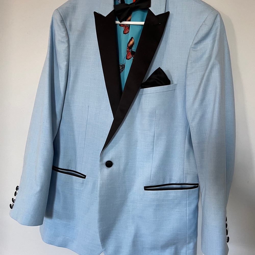 Paisley & Gray Sky Blue Tuxedo with Black Trim